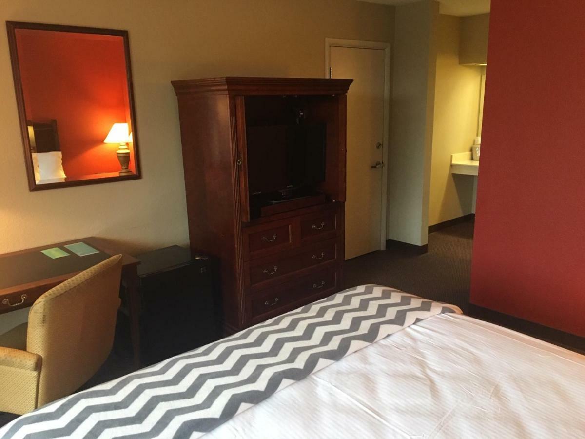 River Rock Hotel Mountain Home Esterno foto
